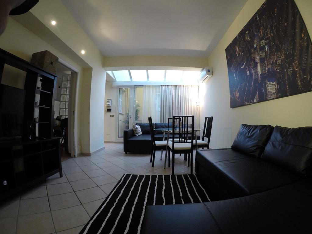 Michelangelo Boutique Apartment נאפולי מראה חיצוני תמונה